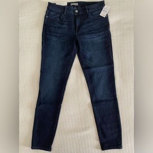 DL1961 Emma Low-Rise Skinny Jean